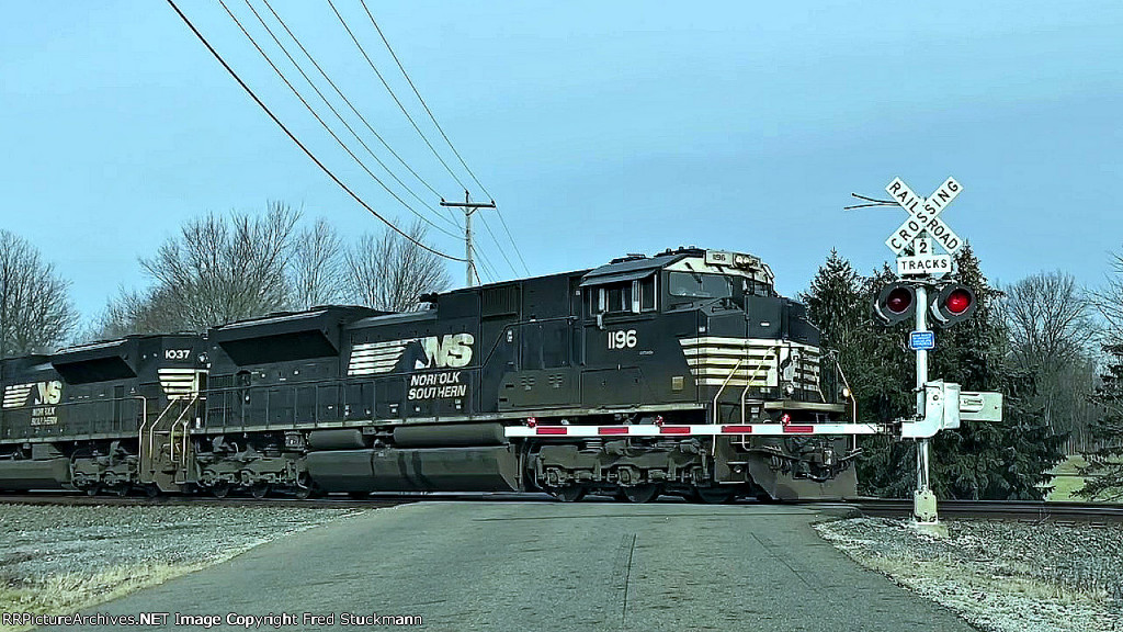 NS 1196 leads 26E across New Milford Rd.